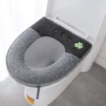 Winter Plush Soft Toilet Seat Cover With Handle - Image 3