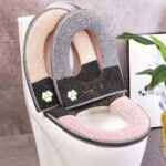 Winter Plush Soft Toilet Seat Cover With Handle - Image 2